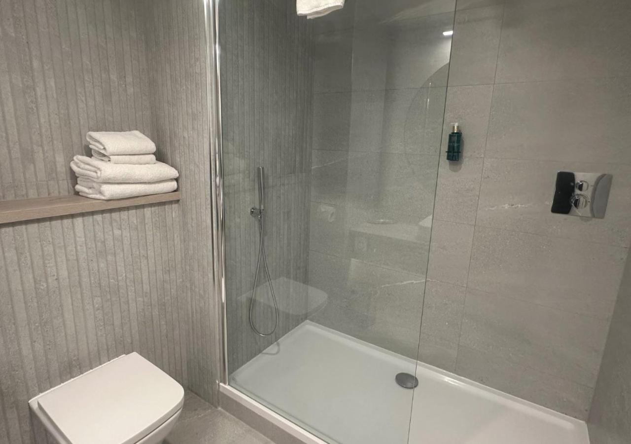 Pillo Hotel & Leisure Club Ashbourne Pokoj fotografie